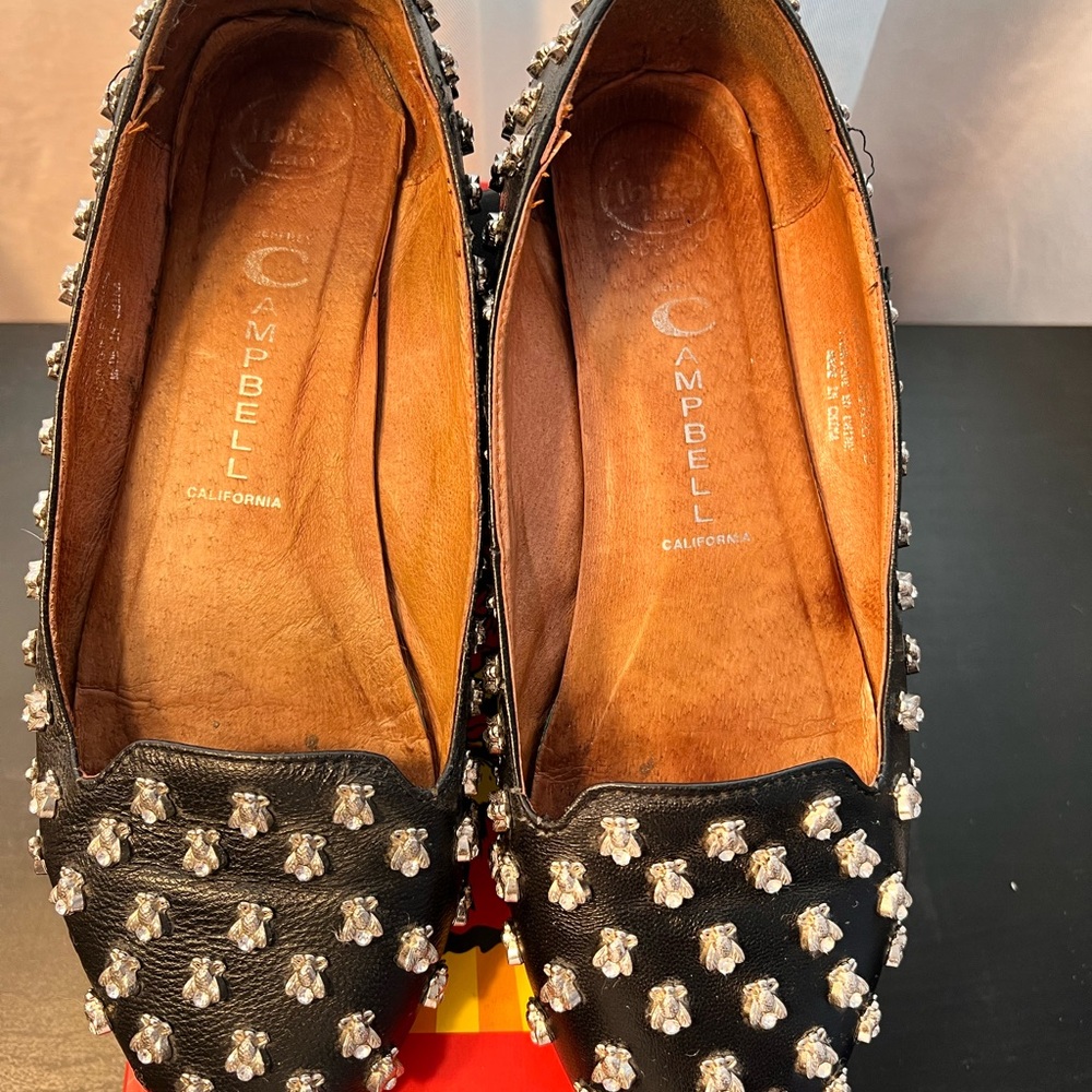 Jeffrey Campbell Martinbee Black patent Flats with Silver Bee and diamond Design
